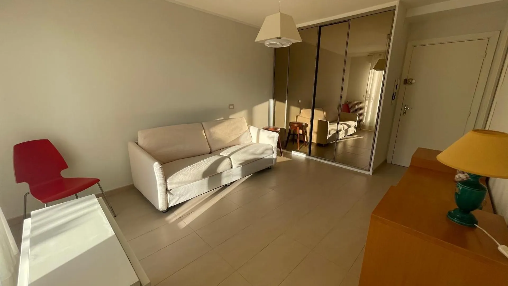 Lovely Sunny Studio Menton Apartmán